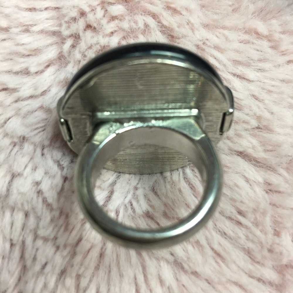 Black Rhinestone Round Statement Ring - Picture 4 of 4